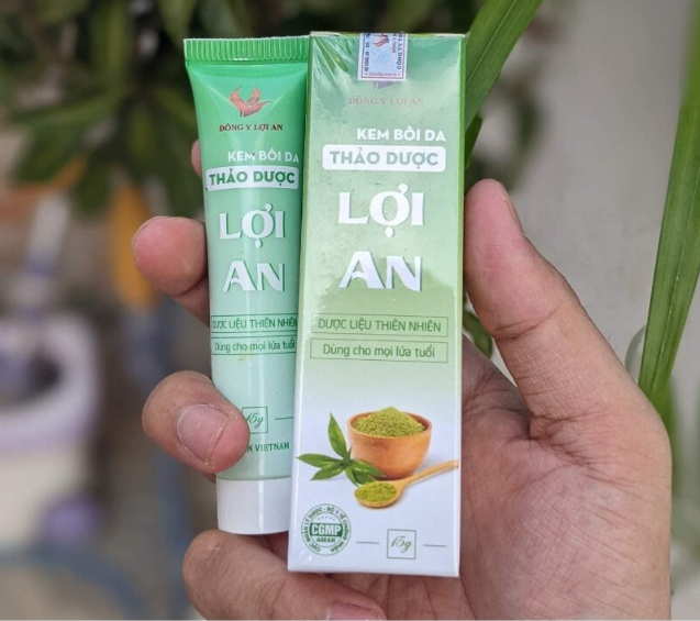 Review kem bôi da Lợi An